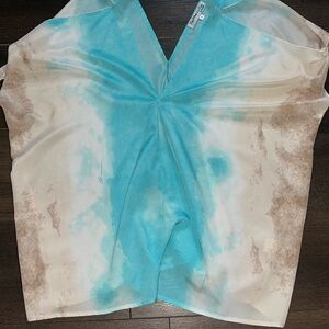 Woman’s RaMona LaRue blouse